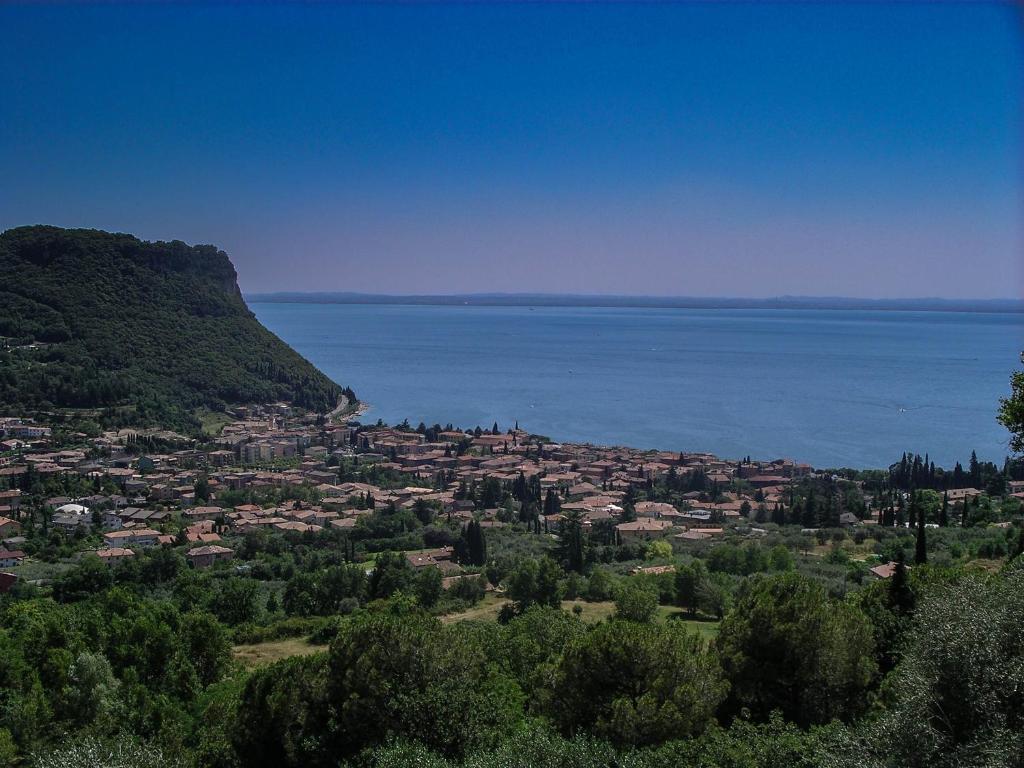 Hotel Continental Garda  Dış mekan fotoğraf